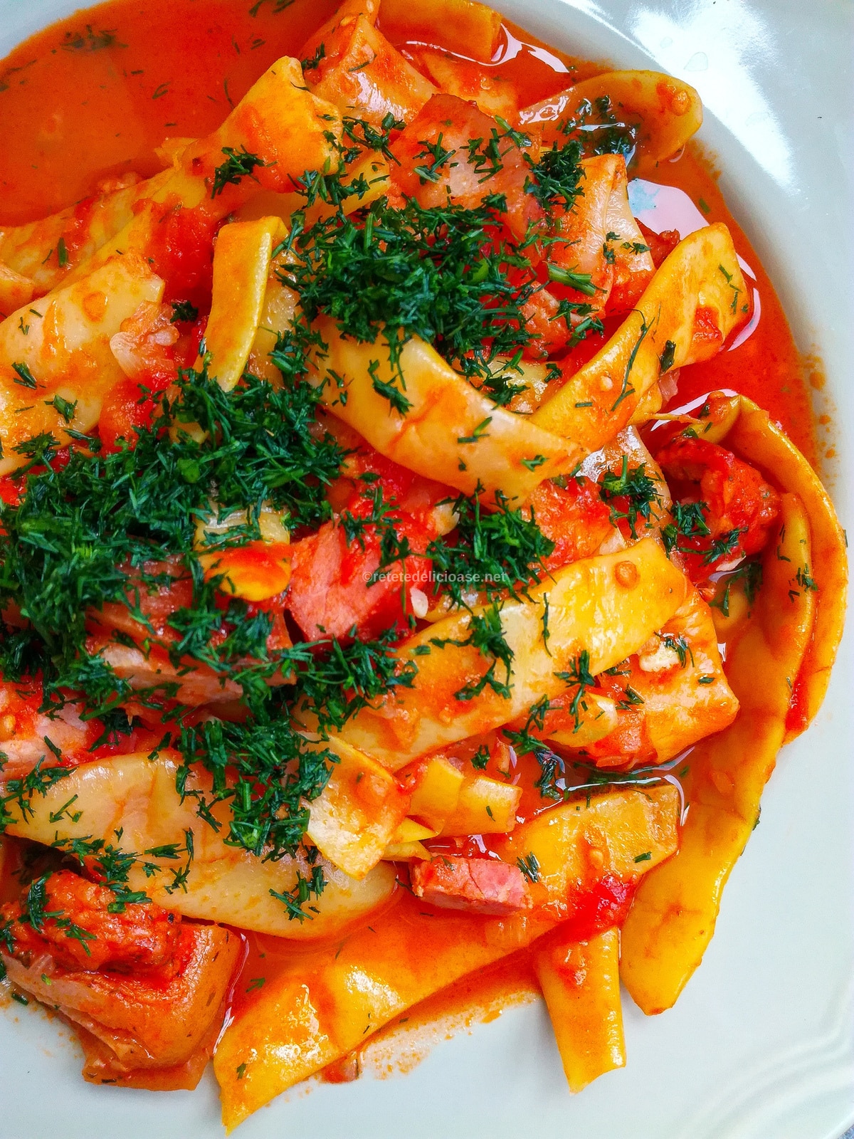 mancare de fasole galbena pastai