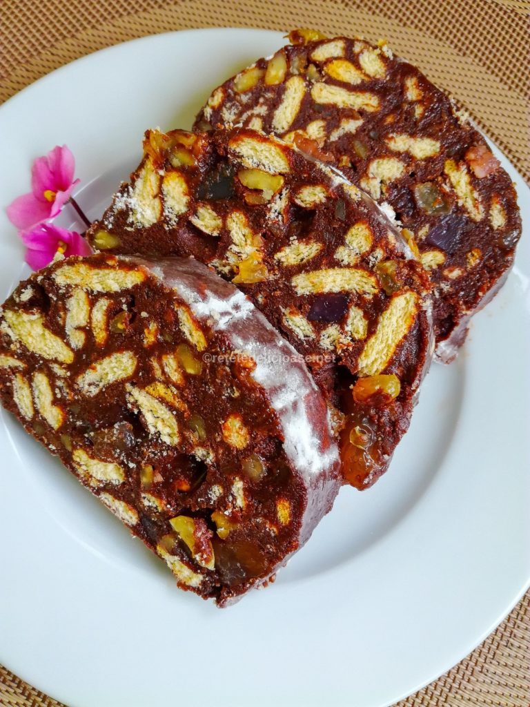 salam de biscuiti cu nuca