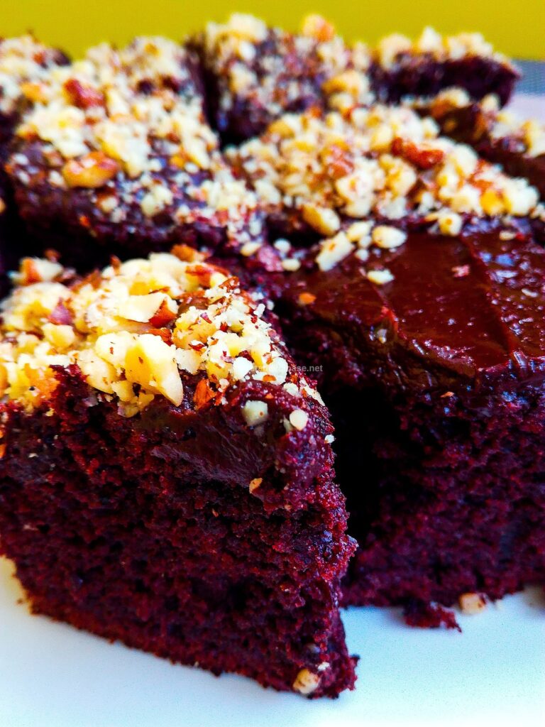 negresa cu nuca si ciocolata