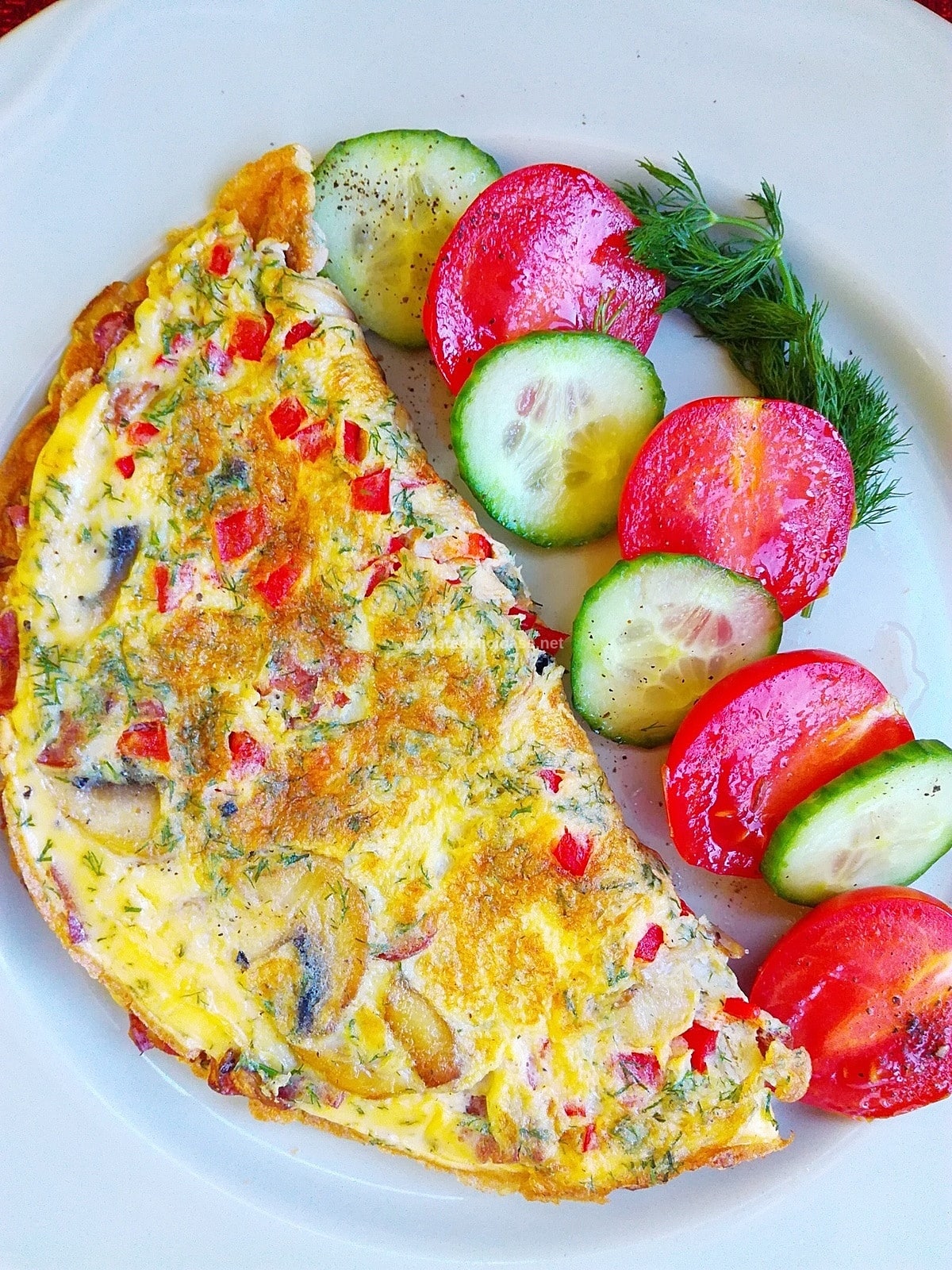 omleta cu salam si ciuperci